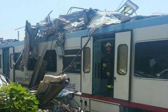 Scontro treni, autopsie solo su dipendenti Ferrotramviaria Scontro treni, autopsie solo su dipendenti Ferrotramviaria